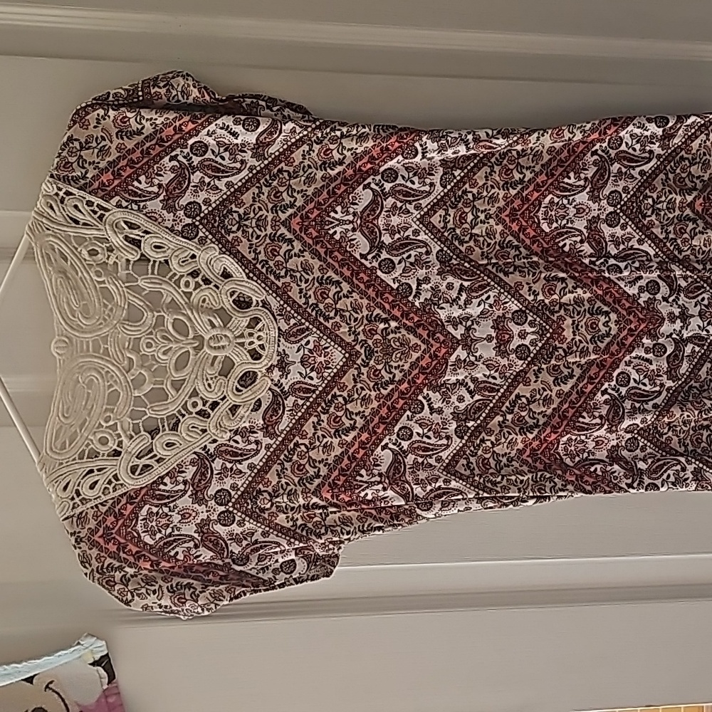 Top - Picture 2 of 4